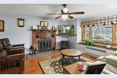 8 Beach Road, Shrewsbury, MA 01545 - Photo 4