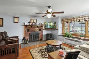 8 Beach Rd, Shrewsbury, MA 01545 - Photo 4