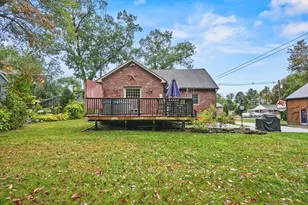 8 Beach Rd, Shrewsbury, MA 01545 - Photo 30