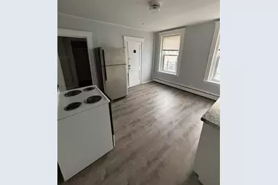 2 Hancock #3, Peabody, MA 01960 - Photo 2