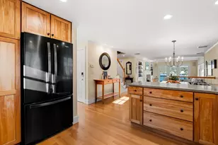 30R Harbor St, Danvers, MA 01923 - Photo 16