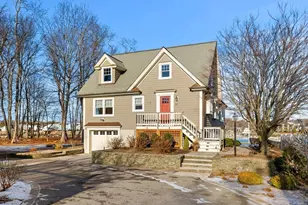 30R Harbor St, Danvers, MA 01923 - Photo 2