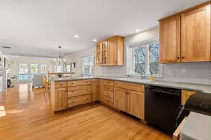 30R Harbor St, Danvers, MA 01923 - Photo 18