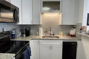 32 Whitman Rd, Waltham, MA 02453 - Photo 4