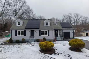 4 Narrows Rd, Freetown, MA 02702 - Photo 1