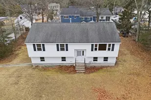 25 Greenhalge St, Tewksbury, MA 01876 - Photo 32