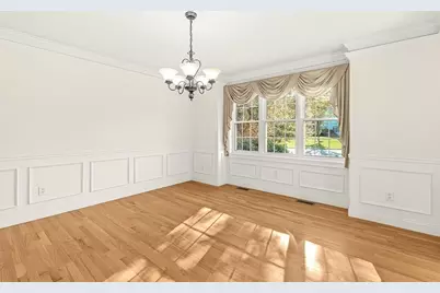 109 Meadow Creek Dr, Dracut, MA 01826 - Photo 8