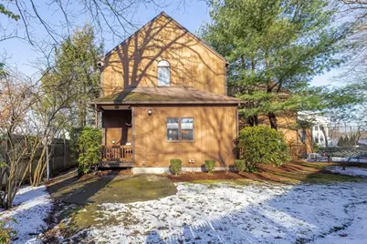 16 Carthay Cir #16, Newton, MA 02461 - Photo 2