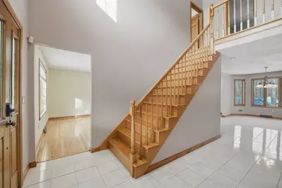 37 Wyndermere Pl, Ludlow, MA 01056 - Photo 2