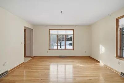 37 Wyndermere Pl, Ludlow, MA 01056 - Photo 16