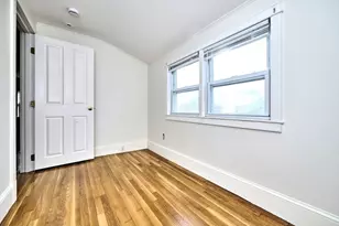 39 Maynard St, Arlington, MA 02474 - Photo 12