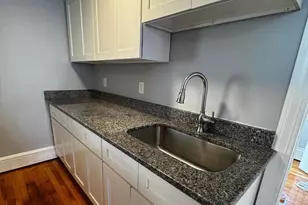 95 Farnham, Lawrence, MA 01843 - Photo 2