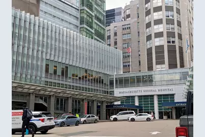 8 Whittier Pl #15F, Boston, MA 02114 - Photo 28