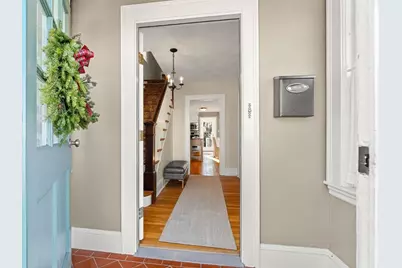 24 Gladstone St, Wakefield, MA 01880 - Photo 4