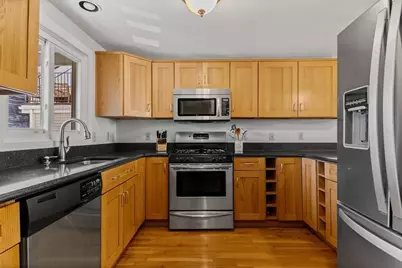 68 I Street #2, Boston, MA 02127 - Photo 6