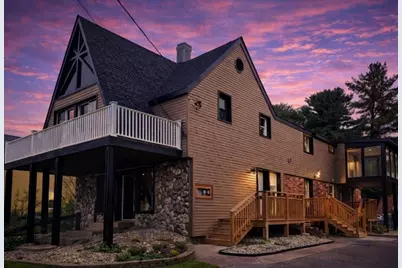 143 Royal St, Chicopee, MA 01020 - Photo 2