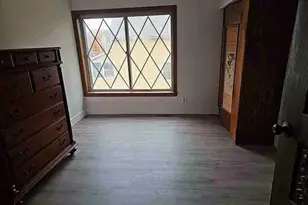 143 Royal St, Chicopee, MA 01020 - Photo 8