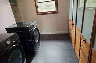 143 Royal St, Chicopee, MA 01020 - Photo 10