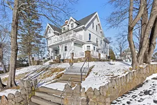 28 Columbus Ave, Beverly, MA 01915 - Photo 2