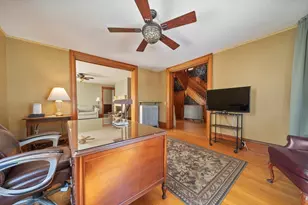 143 Summer St, Fitchburg, MA 01420 - Photo 16