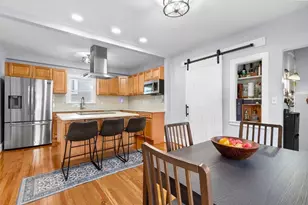 33 Menlo St, Brockton, MA 02301 - Photo 6