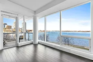 22 Liberty Dr, Boston, MA 02210 - Photo 1