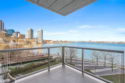 22 Liberty Dr #4D, Boston, MA 02210 - Photo 2