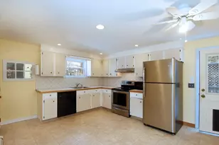 29 Wenonah Rd, Wareham, MA 02532 - Photo 6