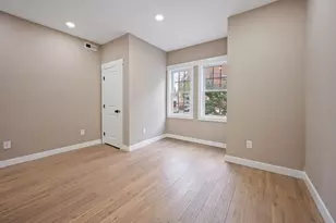 5 Monmouth St, Boston, MA 02128 - Photo 14