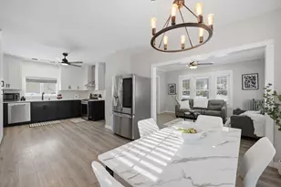 361 Prospect Ave, West Springfield, MA 01089 - Photo 1