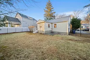 52 Heatherland Rd, Newton, MA 02461 - Photo 18