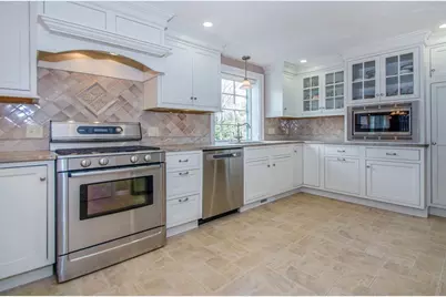 15 Hitching Post Rd, Mattapoisett, MA 02739 - Photo 10