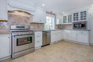 15 Hitching Post Rd, Mattapoisett, MA 02739 - Photo 10