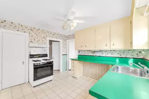 77 Undine Rd, Boston, MA 02135 - Photo 12