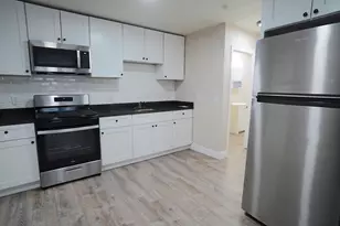 18 Waugh St, Lowell, MA 01850 - Photo 2