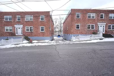 18 Waugh St #10, Lowell, MA 01850 - Photo 1