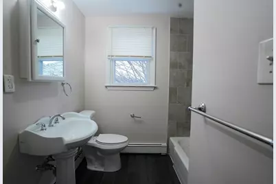 18 Waugh St #10, Lowell, MA 01850 - Photo 6