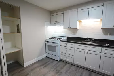 148 Stevens St #08, Lowell, MA 01851 - Photo 4