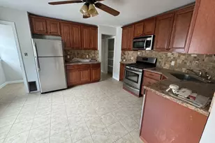 33-35 Havelock St, Malden, MA 02148 - Photo 6