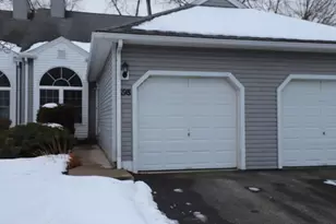 198 Brookfield Ln, Agawam, MA 01001 - Photo 2