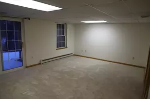 198 Brookfield Ln, Agawam, MA 01001 - Photo 16