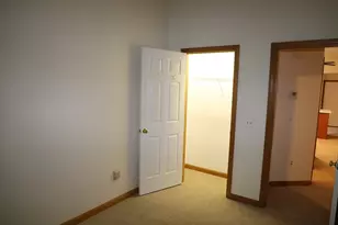 198 Brookfield Ln, Agawam, MA 01001 - Photo 10