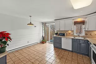 306 Aiken Ave, Lowell, MA 01850 - Photo 8