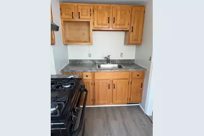 7 Wilmington Ave #7, Boston, MA 02124 - Photo 8