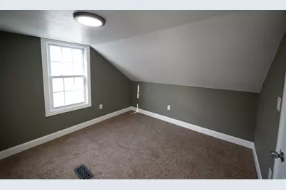 217 Spring St, Athol, MA 01331 - Photo 8