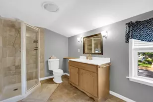 7 Longworth Rd, Worcester, MA 01602 - Photo 8