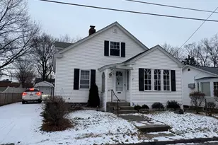 41 Amesbury St, Worcester, MA 01604 - Photo 2