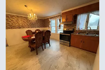 41 Amesbury Street, Worcester, MA 01604 - Photo 8