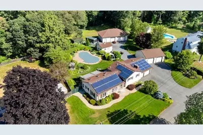 22 Carleton Rd, Tewksbury, MA 01876 - Photo 2