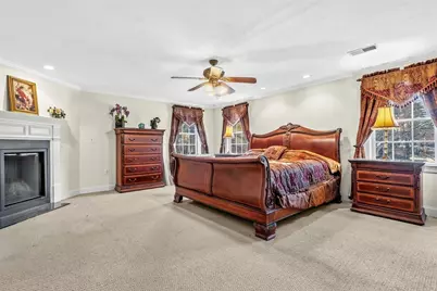 46 Mirimichi St, Plainville, MA 02762 - Photo 18